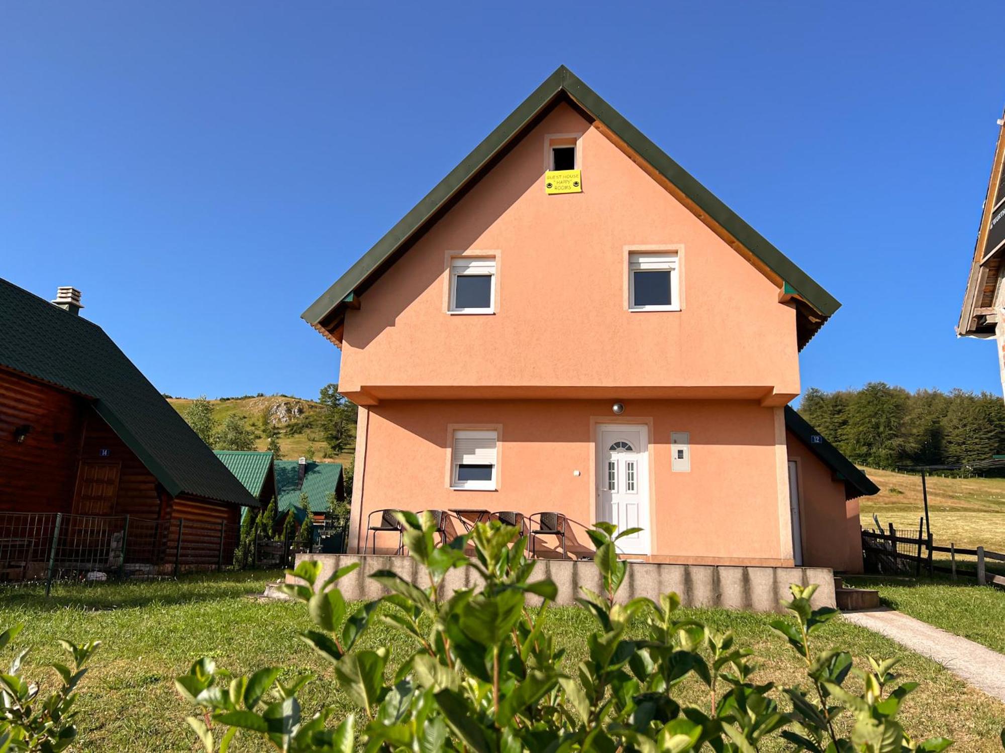 Guest House Happy Žabljak Esterno foto