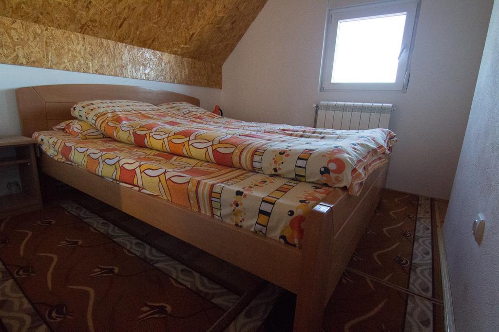 Guest House Happy Žabljak Esterno foto