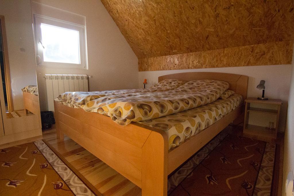 Guest House Happy Žabljak Esterno foto