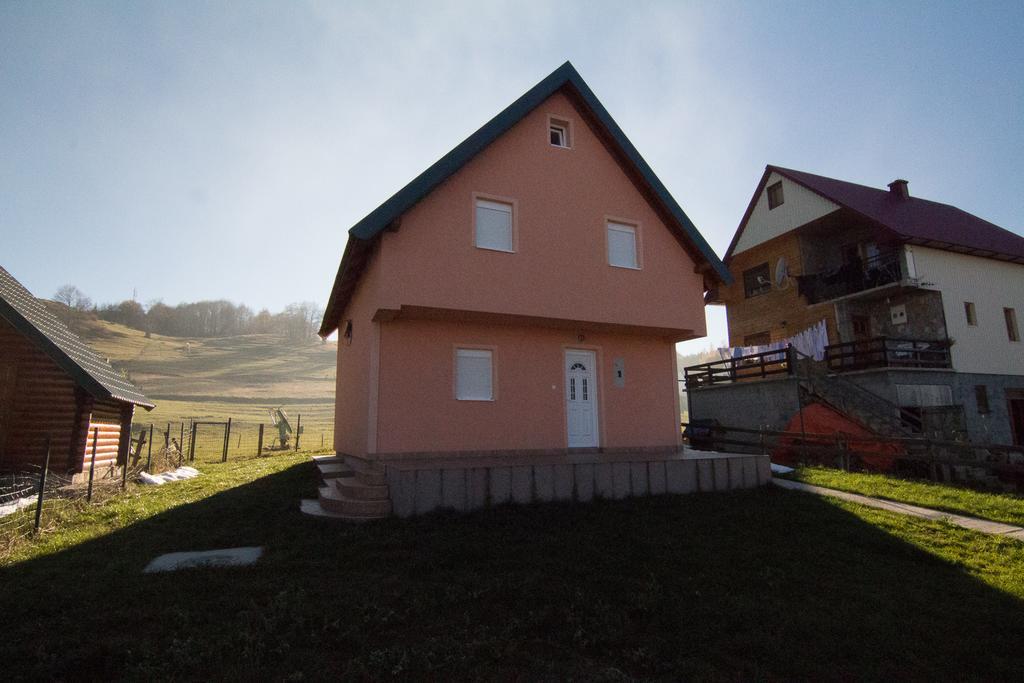 Guest House Happy Žabljak Esterno foto